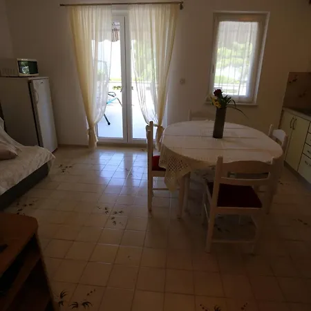 Apartament With Parking Space Punat, Krk - 24862 *